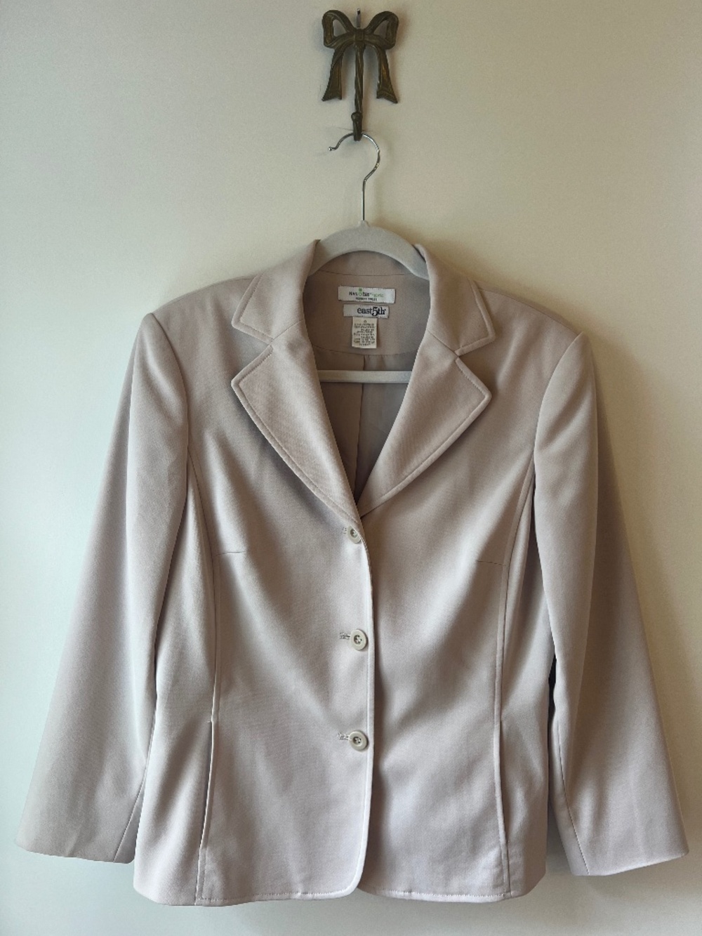 East 5th Nano-Tex Spill Resistant Blazer Size 8